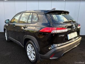 Toyota Corolla Cross CROSS LUNA 1.8 4DR AUTO - Image 3