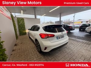 Ford Focus 1.5 TDCI ZETEC 120PS 5DR - Image 2