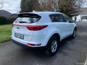 Kia Sportage 2018 1.7 Diesel - Image 3