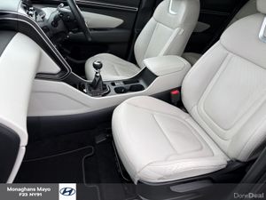 Hyundai Tucson EXECUTIVE 1.6 DIESEL 5DR - Image 4