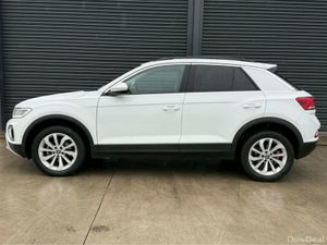 Volkswagen T-Roc SPEC ED 2.0 TDI MANUAL 6SPEED FWD - Image 4