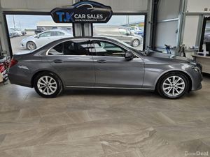 18 MERCEDES-BENZ E-CLASS AVANTGARDE AUTOMATIC - Image 2