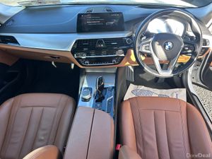 2018 BMW 530e SE HYBRID AUTO HIGH SPEC LOW KMS - Image 2