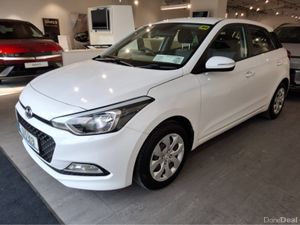 Hyundai i20 CLASSIC 1.2 Petrol - 1 Owner - Low Mil - Image 2