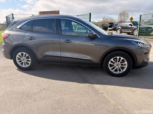 232 Ford Kuga plugin hybrid - Image 3