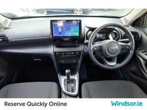 Toyota Yaris Cross HYBRID AUTO - Image 4