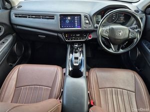 Honda Vezel ** RS SENSING ** 1.5 HYBRID ** AUTO ** - Image 2