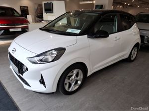 Hyundai i10 DELUXE PLUS 2 TONE ROOF ** ONLY 2000 K - Image 4