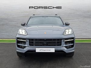 Porsche Cayenne E-Hybrid Black Edition - Image 4