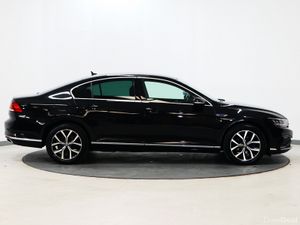 *28* 2021 Volkswagen Passat 1.4 gte auto - Image 3