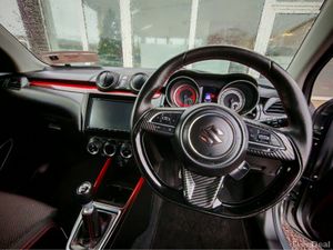 Suzuki Swift manual sport - Image 4