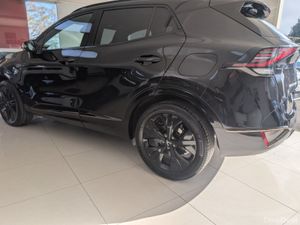 Kia Sportage PHEV Anniversy Edition - Image 2