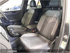 Volkswagen T-Roc R-Line  2.0 TDi DSG - Image 2