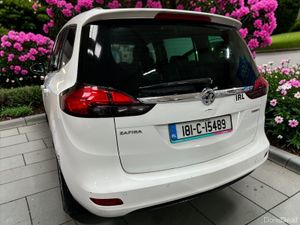Vauxhall Zafira 1.4 Turbo Petrol Tourer Sat Nav - Image 4