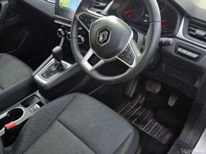 2023 RENAULT CAPTUR 1.3 PETROL AUTO EVOLUTION - Image 4