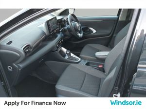 Toyota Yaris Yaris Hybrid Luna - Image 4