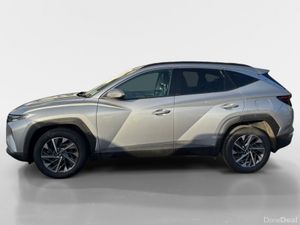 Hyundai Tucson 2WD Executive Plus - Image 3
