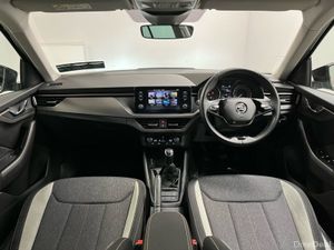 Skoda Kamiq Style 1.0TSI 110BHP - Reversing Camera - Image 4