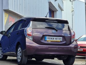 Toyota Aqua Automatic - Image 4