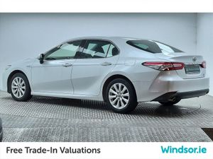 Toyota Camry 2.5 Hybrid - Image 3