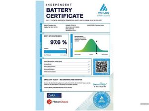 Mercedes-Benz EQC 400 AMG Line - Image 4