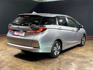 Honda Shuttle 1.5 HYBRID - MULTI FUNCTION STEERING - Image 4