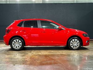 Volkswagen Polo 1.0 AUTOMATIC - CRUISE CONTROL - B - Image 3