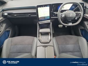 Renault Rafale Techno Esprit Alpine 200 Auto Hybri - Image 4