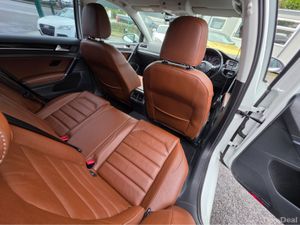 Volkswagen Golf ( 162 REG ) FULL TAN LEATHER 1.4 T - Image 4