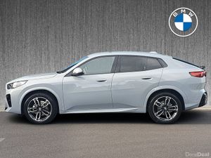 BMW iX2 eDrive20 M Sport - Image 4