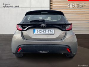 Toyota Yaris Yaris Hybrid 115 Luna - Image 4