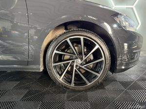 ◼️2019 VOLKSWAGEN GOLF 1.6 TDI◼️ - Image 4