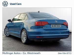 Volkswagen Jetta 2.0 TDI 110HP Highline - Image 4