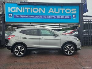 Nissan Qashqai 1.2 PETROL, SV PREMIUM MODEL, PAN R - Image 2