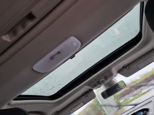 Renault Megane 2016 diesel ⛽️ nct&tax €3650 - Image 4