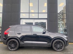 Volvo XC40 Core Recharge EV Auto - Image 4