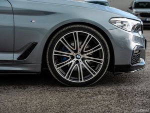 BMW 5-Series 530 G30 D M Sport 4DR Auto - Image 4