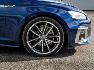Audi A5 2.0 TDI Sline 35 Mhev 5DR Auto - Image 3