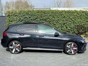Volkswagen Golf GTE 1.4 TSI PLUG-IN HYBRID ** HUGE - Image 4