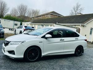 HONDA GRACE/CIVIC 2016 TOPSPECS 98,000 KM - Image 3