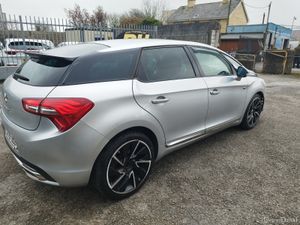 2013 Citroen DS 5 2.0 hdi hybrid 4wd - Image 4