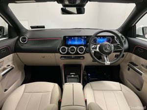 Mercedes-Benz GLA 180 Progressive - 18 Inch Alloys - Image 3