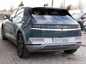 Hyundai IONIQ 5 58kW Premium LE MANAGERS SPECIAL - Image 4