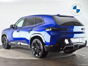 BMW XM 50e - Image 2