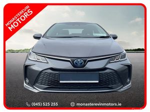 Toyota Corolla LUNA SALOON 4DR AUTO - Image 2