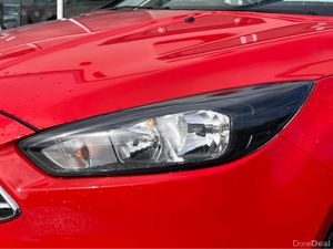 Ford Focus 1.5 TDCI ZETEC 120PS 5DR - Image 3