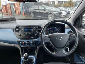 Hyundai i10 DELUXE 4DR - Image 3