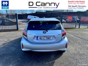 Toyota Aqua 1.5 petrol hybrid REVERSE CAMERA - Image 3