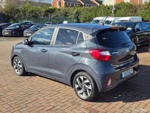 Hyundai i10 Deluxe Plus 5DR - Image 3