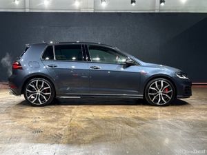 Volkswagen Golf GTI 2.0L DSG - PERFORMANCE SPECIAL - Image 2